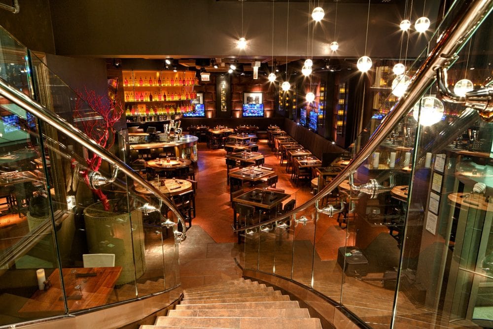 State and Lake Chicago Tavern | Restaurant in the loop