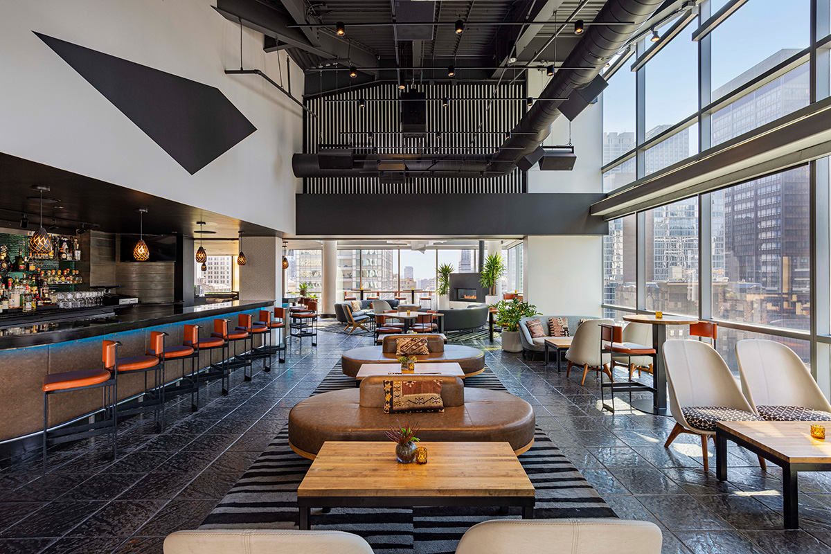ROOF Lounge | theWit Hotel - A Hilton Hotel